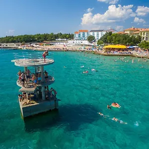 Apartament Cozy With Sea View, Novi Vinodolski